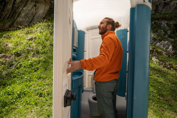 Porta potty delivery and setup in Rural Hall, NC